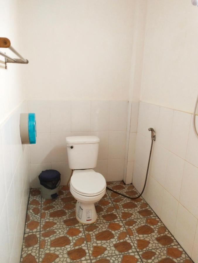 Riverview Bungalows & Gh Muang Ngoi Exteriör bild