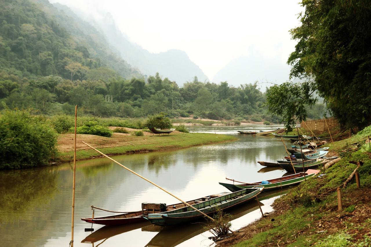 Riverview Bungalows & Gh Muang Ngoi Exteriör bild