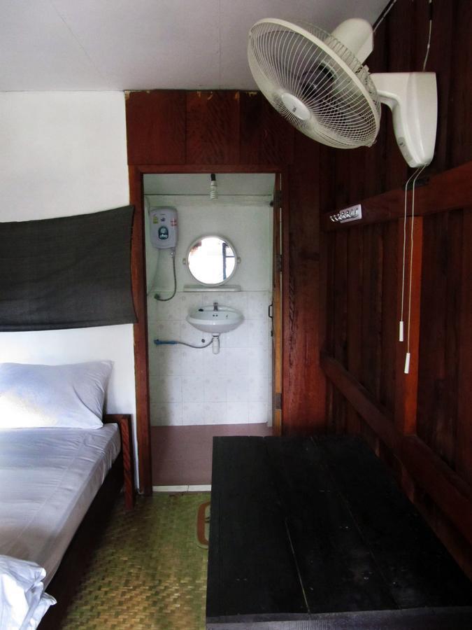 Riverview Bungalows & Gh Muang Ngoi Rum bild